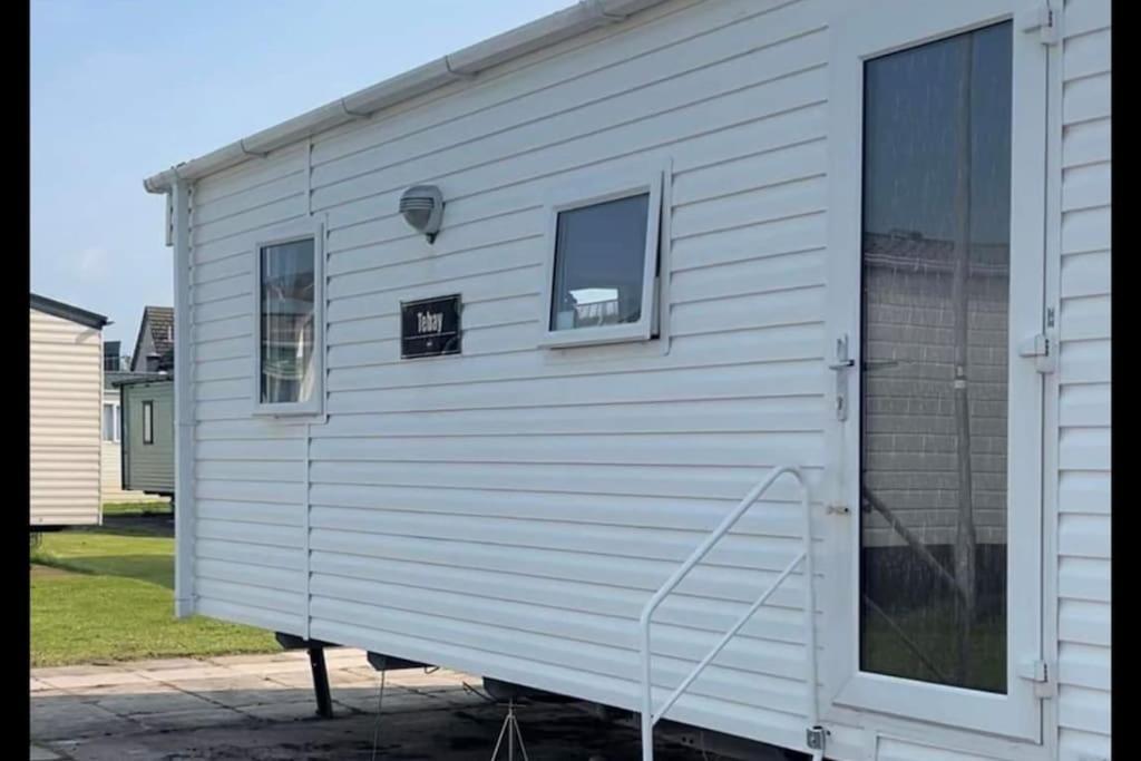 Hotel Whitehouse Leisure Park Kinmel Bay Zewnętrze zdjęcie